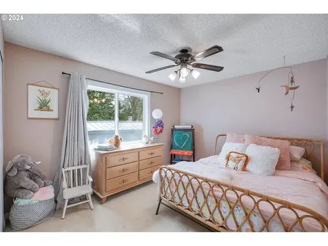 51988 SW 4th Street Scappoose OR 97056