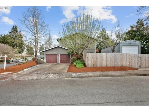 51988 SW 4th Street Scappoose OR 97056
