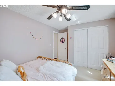 51988 SW 4th Street Scappoose OR 97056