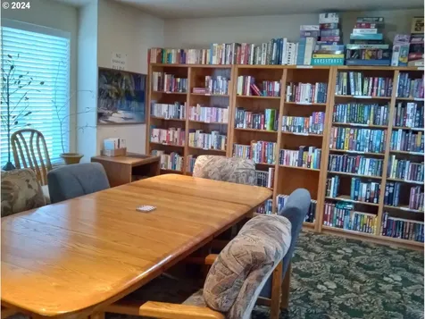 130 Angelcrest Court Roseburg OR 97471