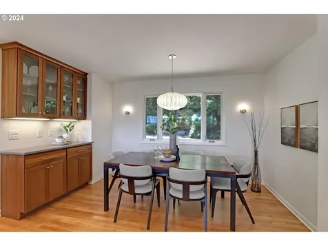 7740 SW Canyon Drive Portland OR 97225