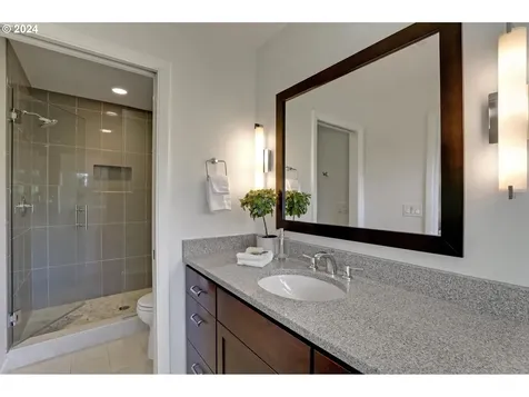 7740 SW Canyon Drive Portland OR 97225