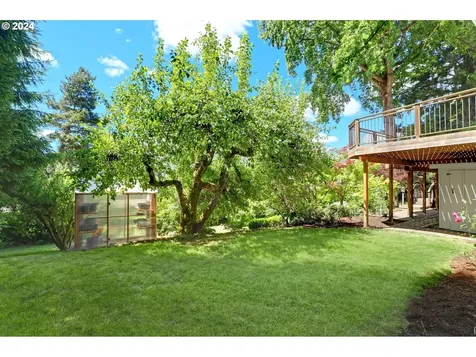 7740 SW Canyon Drive Portland OR 97225