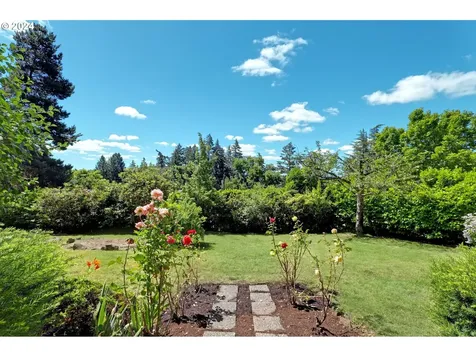 7740 SW Canyon Drive Portland OR 97225