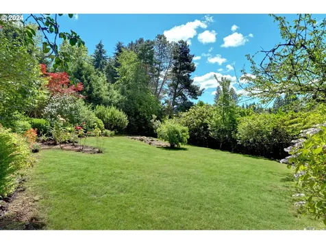 7740 SW Canyon Drive Portland OR 97225