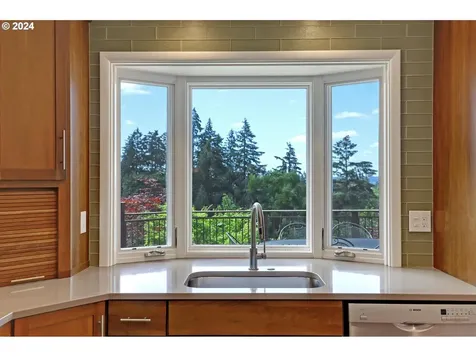 7740 SW Canyon Drive Portland OR 97225