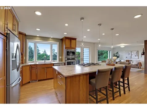 7740 SW Canyon Drive Portland OR 97225
