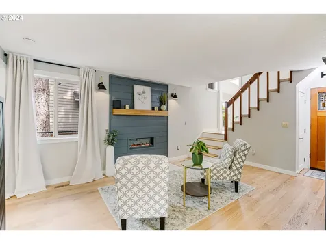 9035 Sw 50th Avenue Portland OR 97219