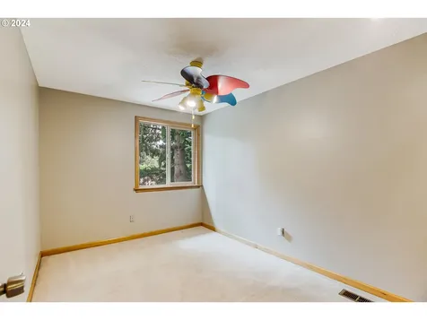 9035 Sw 50th Avenue Portland OR 97219