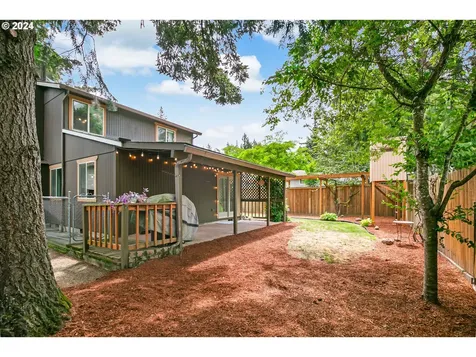 9035 Sw 50th Avenue Portland OR 97219