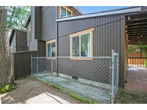 9035 Sw 50th Avenue Portland OR 97219