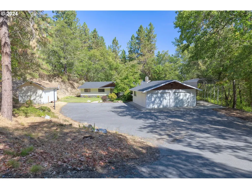 333 Sky Way Grants Pass OR 97527