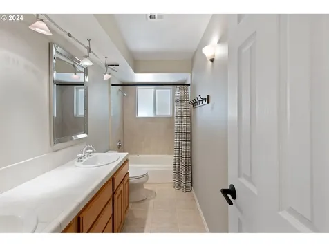 333 Sky Way Grants Pass OR 97527