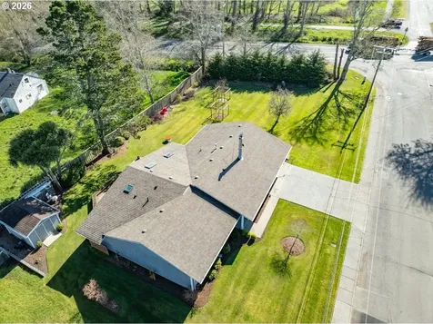 165 NW 1st Street Warrenton OR 97146