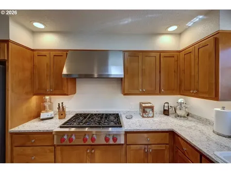 165 NW 1st Street Warrenton OR 97146