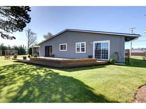 165 NW 1st Street Warrenton OR 97146