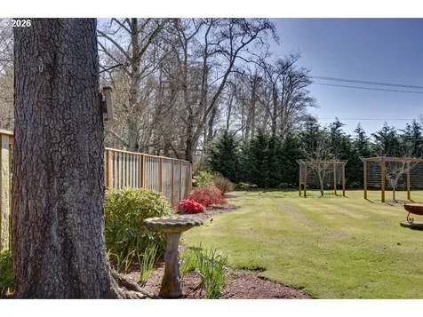165 NW 1st Street Warrenton OR 97146