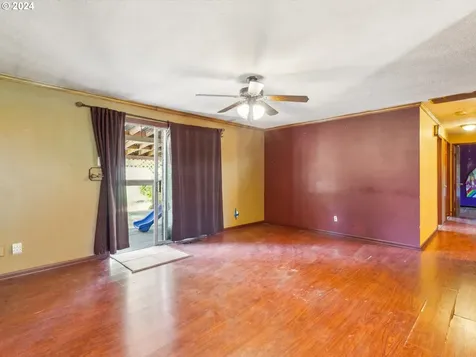 13140 Se Claybourne Street Portland OR 97236