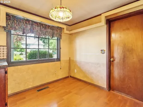 13140 Se Claybourne Street Portland OR 97236