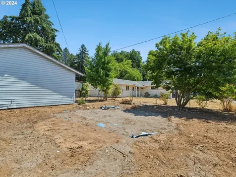 13140 Se Claybourne Street Portland OR 97236