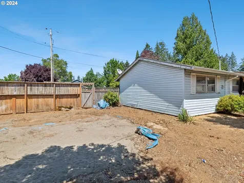 13140 Se Claybourne Street Portland OR 97236