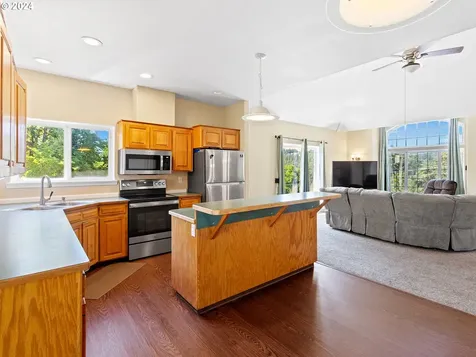 3940 Ne Franklin Street Camas WA 98607