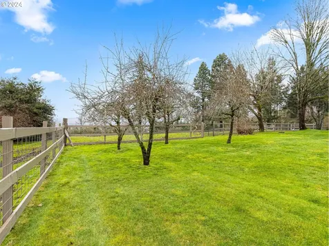 16580 S Cliff View Drive Oregon City OR 97045