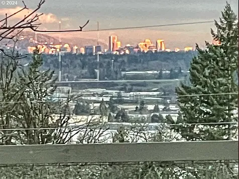 16580 S Cliff View Drive Oregon City OR 97045