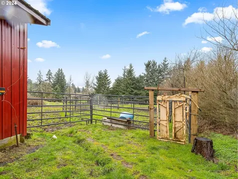 16580 S Cliff View Drive Oregon City OR 97045