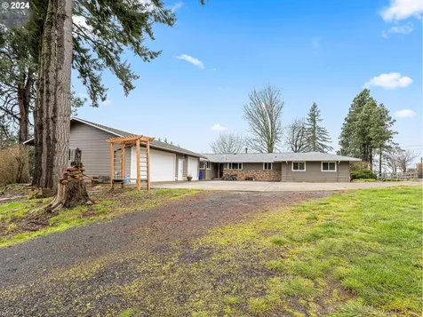 16580 S Cliff View Drive Oregon City OR 97045