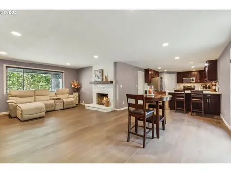 4709 Sw 207th Court Beaverton OR 97078