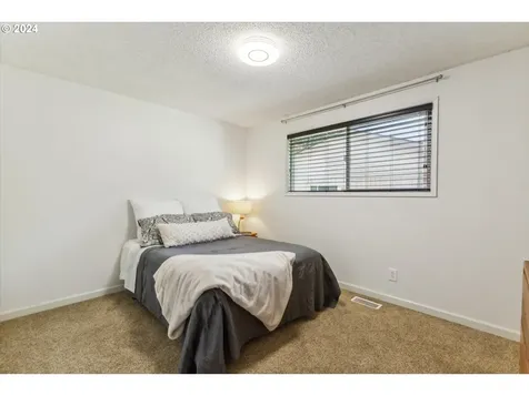 4709 Sw 207th Court Beaverton OR 97078