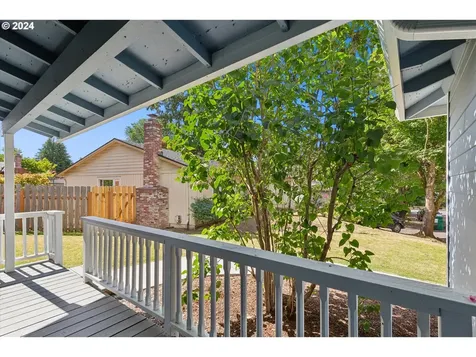 4709 Sw 207th Court Beaverton OR 97078