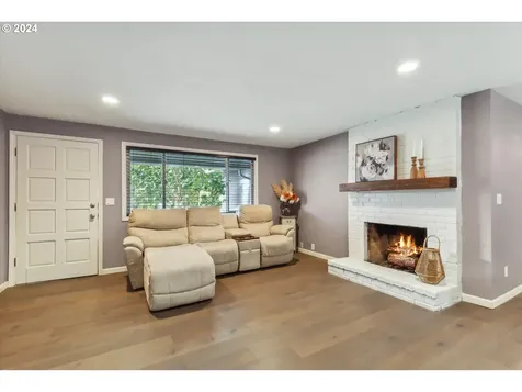 4709 Sw 207th Court Beaverton OR 97078