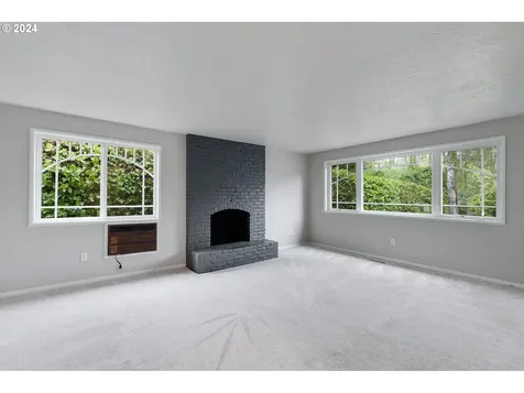 5424 Sw Dolph Drive Portland OR 97219