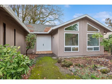 17305 Craig Court Gladstone OR 97027