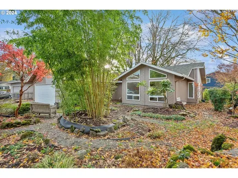 17305 Craig Court Gladstone OR 97027
