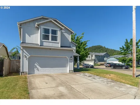 5796 Peridot Way Springfield OR 97478