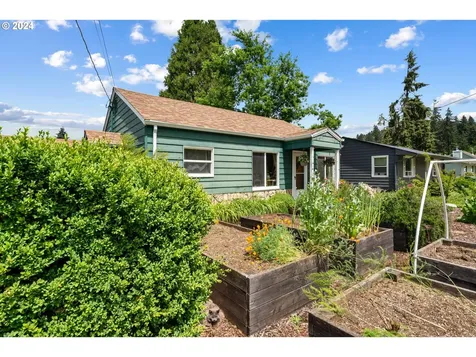 1064 Tyler Avenue Cottage Grove OR 97424
