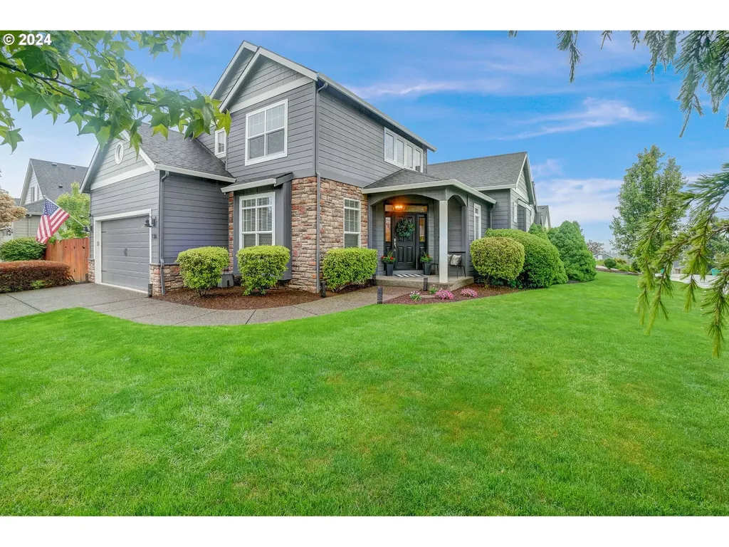 138 W 15th Circle La Center WA 98629