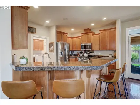 138 W 15th Circle La Center WA 98629