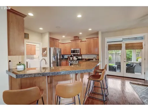 138 W 15th Circle La Center WA 98629
