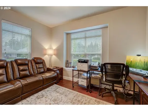 138 W 15th Circle La Center WA 98629
