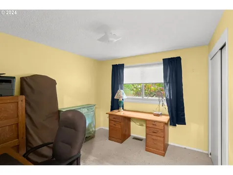 10320 SE Hillview Drive Amity OR 97101