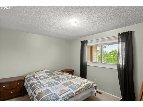 10320 SE Hillview Drive Amity OR 97101