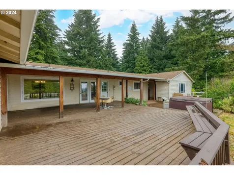 10320 SE Hillview Drive Amity OR 97101
