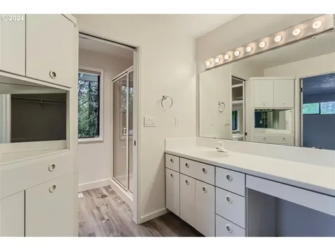 4475 Nw Neskowin Avenue Portland OR 97229