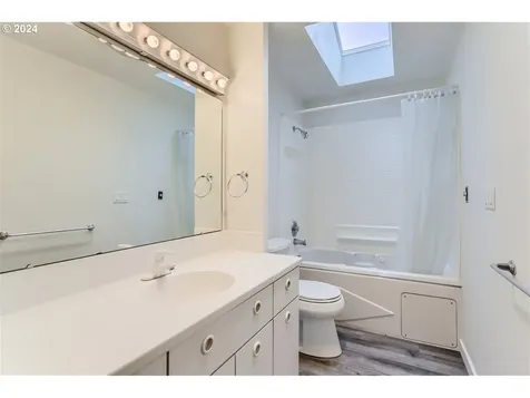 4475 Nw Neskowin Avenue Portland OR 97229