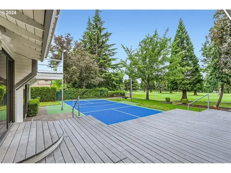 4475 Nw Neskowin Avenue Portland OR 97229
