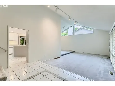 4475 Nw Neskowin Avenue Portland OR 97229